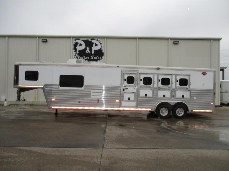2008 Hart Trailers 4 Horse 11'SW 2008 Hart Trailers 4 Horse 11'SW