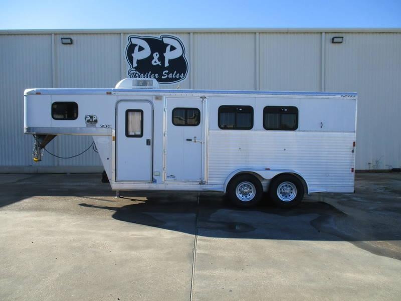 2006 Exiss Sport 3 Horse 4' Short Wall 2006 Exiss Sport 3 Horse 4' Short Wall