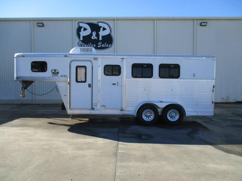 2006 Exiss Sport 3 Horse 4' Short Wall 2006 Exiss Sport 3 Horse 4' Short Wall