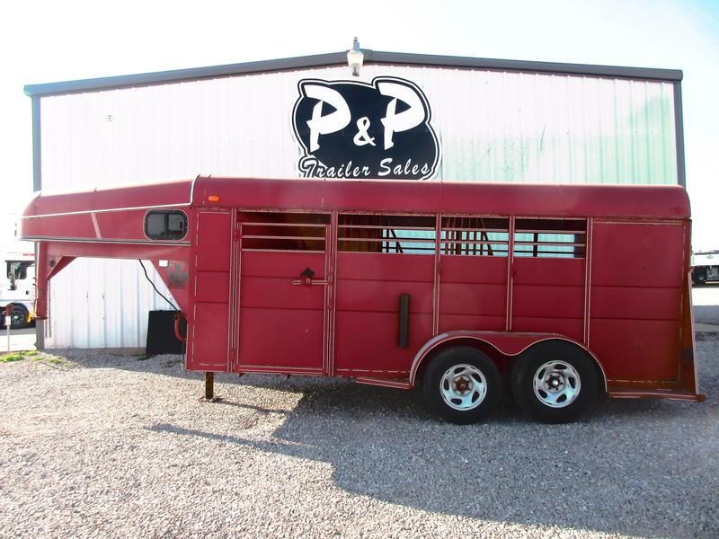 2003 Calico Trailers 3 Horse gooseneck 2003 Calico Trailers 3 Horse gooseneck