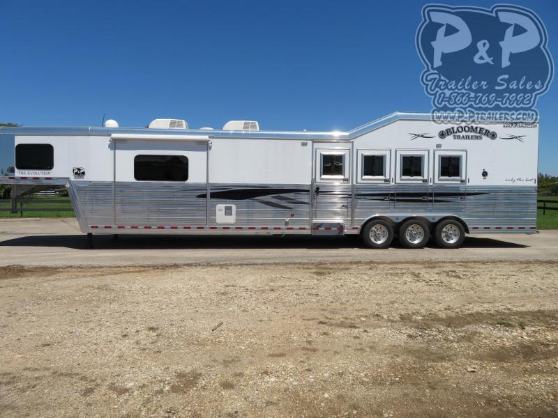 2018 Bloomer 8417PCTB Trail Boss Conversion 4 Horse Trailer 17 LQ With Slides Slant 2018 Bloomer 8417PCTB Trail Boss Conversion 4 Horse Trailer 17 LQ With Slides Slant