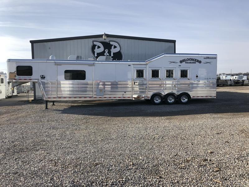 2018 Bloomer Trailers 8417PCTB 4 Horse 17' Short wall with Trail Boss Conversion 2018 Bloomer Trailers 8417PCTB 4 Horse 17' Short wall with Trail Boss Conversion