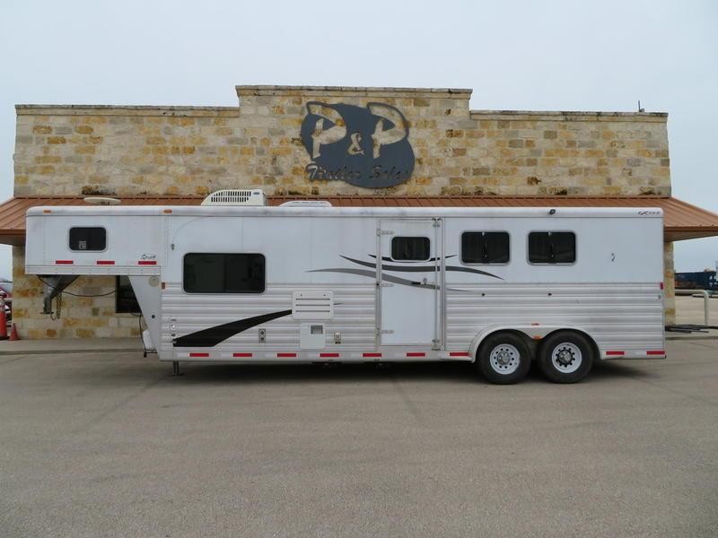 2010 Exiss 3 Horse 10' Short Wall 2010 Exiss 3 Horse 10' Short Wall