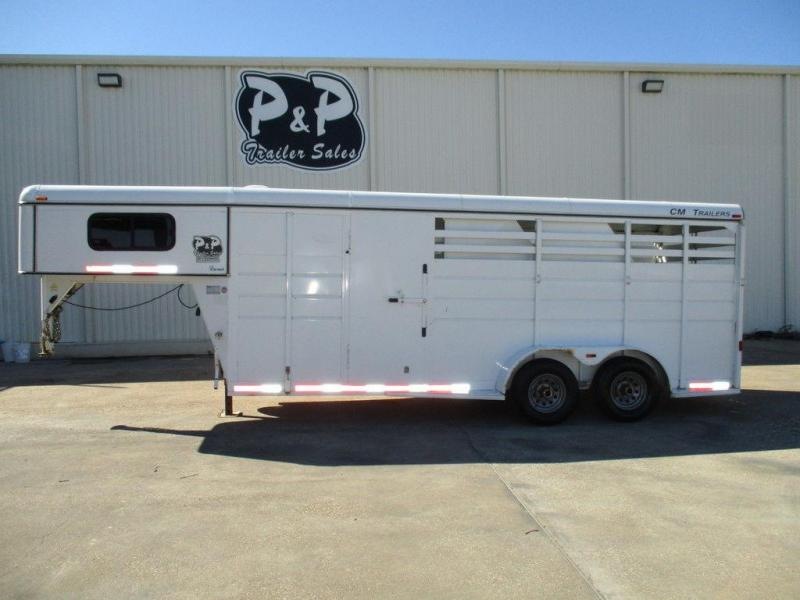 2003 CM Trailers Drover 3 Horse GN 2003 CM Trailers Drover 3 Horse GN