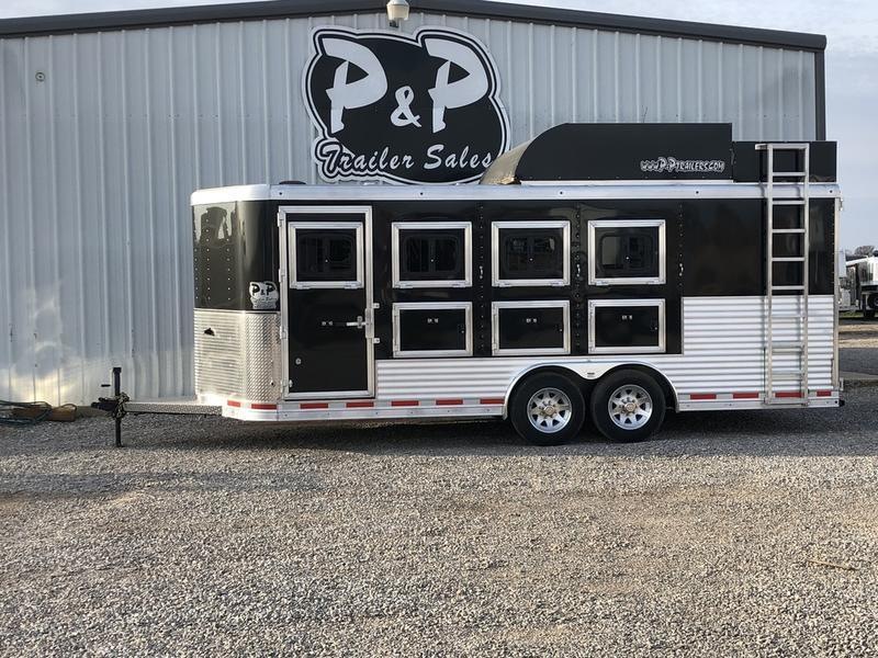 2018 Lakota Trailers L84HSLBPDR 4 Horse Bumper Pull 2018 Lakota Trailers L84HSLBPDR 4 Horse Bumper Pull