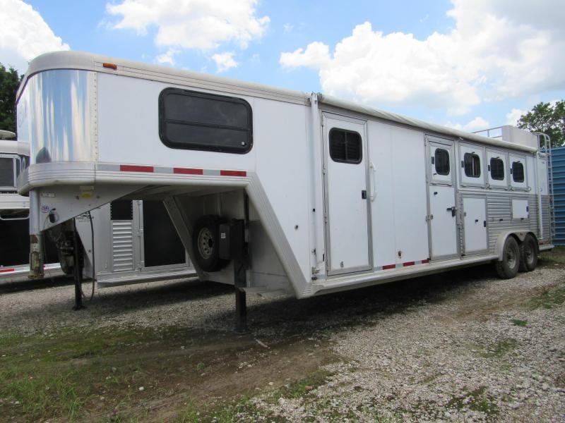 2004 Cimarron Trailers Norstar 4 Horse Trailer 8 LQ Slant 2004 Cimarron Trailers Norstar 4 Horse Trailer 8 LQ Slant
