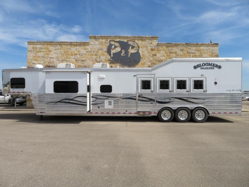 2016 Bloomer 4H 17SW Horse Trailer PC Side Load 2016 Bloomer 4H 17SW Horse Trailer PC Side Load