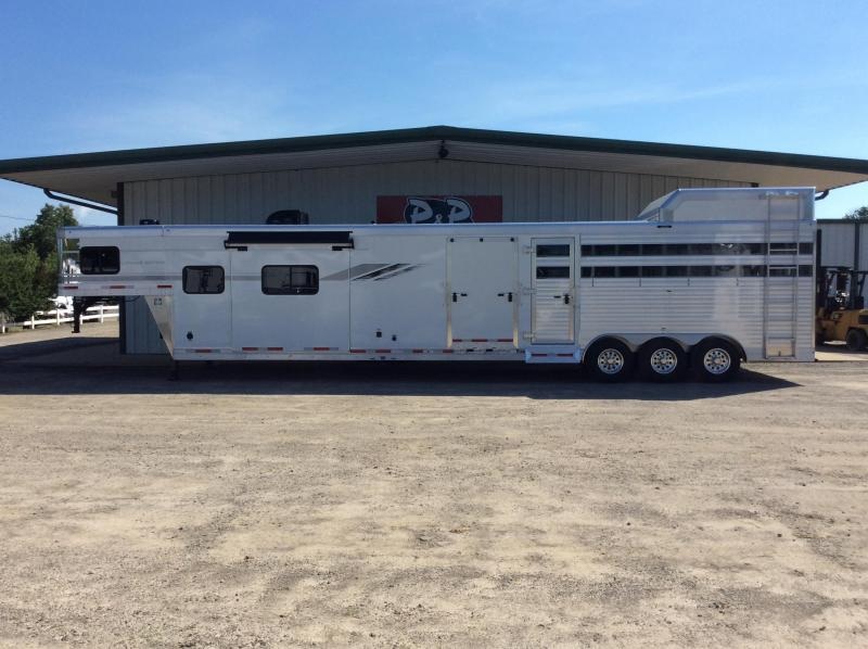2020 SMC Horse Trailers SLE81613SSRT 34' Livestock Trailer LQ in Ashburn, VA 2020 SMC Horse Trailers SLE81613SSRT 34' Livestock Trailer LQ in Ashburn, VA