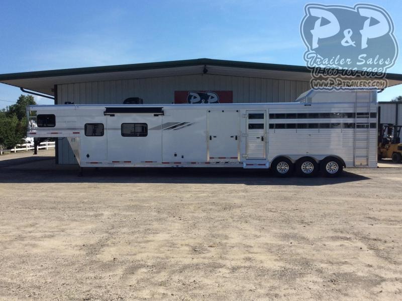 2020 SMC Horse Trailers SLE81613SSRT 34' Livestock Trailer LQ 2020 SMC Horse Trailers SLE81613SSRT 34' Livestock Trailer LQ