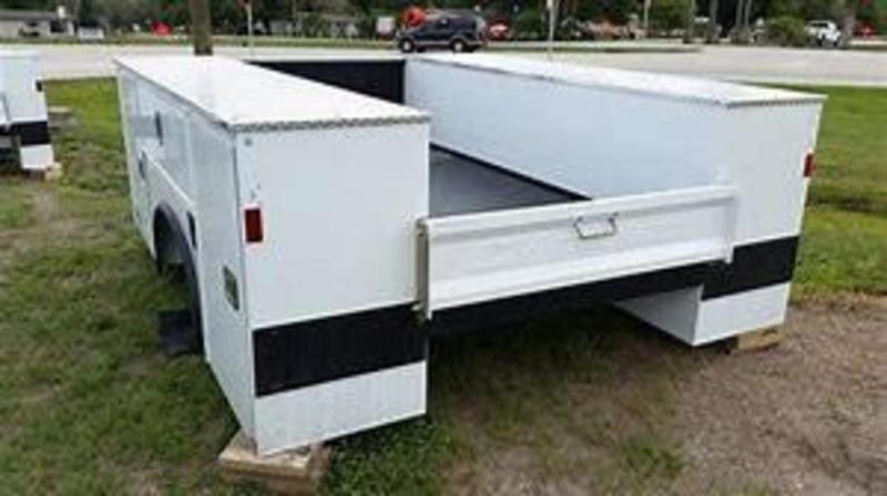 2017 CM Truck Beds CM SERVICE BODY 2017 CM Truck Beds CM SERVICE BODY