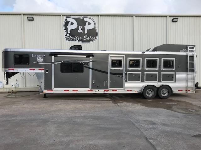 2015 Lakota C411 4 Horse Trailer 11 LQ With Slides Slant 2015 Lakota C411 4 Horse Trailer 11 LQ With Slides Slant