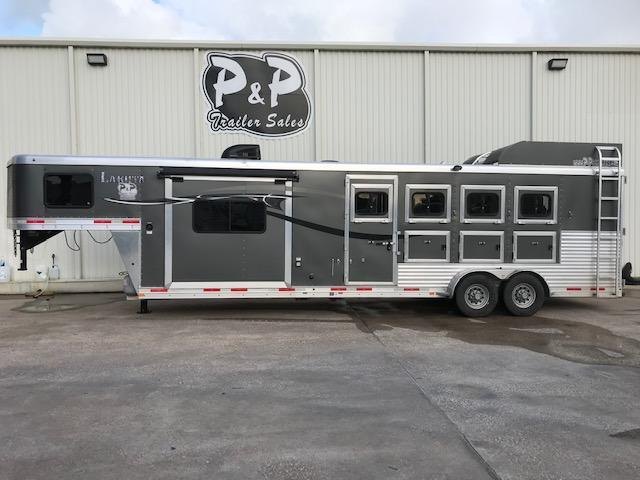 2015 Lakota C411 4 Horse Trailer 11 LQ With Slides Slant 2015 Lakota C411 4 Horse Trailer 11 LQ With Slides Slant
