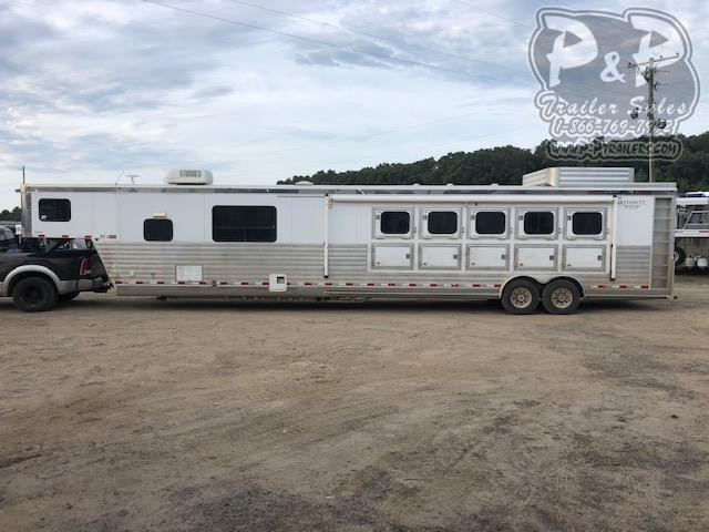 2005 Integrity Trailers 8517BB 5 Horse Trailer 17 LQ Slant 2005 Integrity Trailers 8517BB 5 Horse Trailer 17 LQ Slant