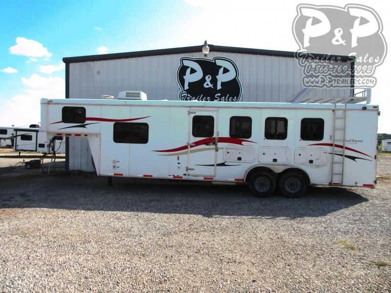 2010 Bison Trailers 7408TE 4 Horse Slant Load Trailer 8' FT LQ w/ Ramps 2010 Bison Trailers 7408TE 4 Horse Slant Load Trailer 8' FT LQ w/ Ramps