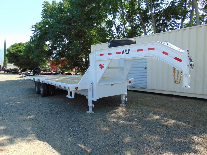 2018 PJ Trailers Tandem Dual Tilt (TD) Equipment Trailer 2018 PJ Trailers Tandem Dual Tilt (TD) Equipment Trailer