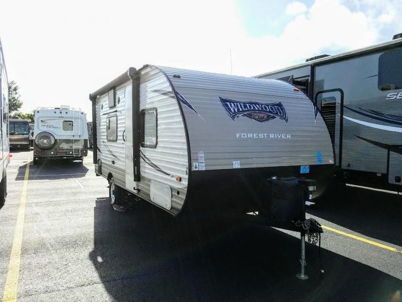 2017 Forest River Inc. Wildwood X-Lite FSX 186RB Travel Trailer 2017 Forest River Inc. Wildwood X-Lite FSX 186RB Travel Trailer