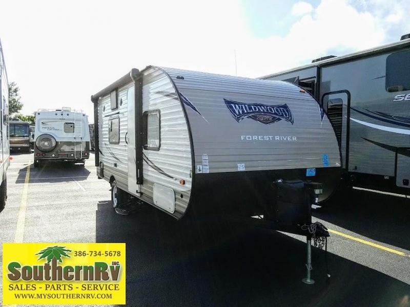 2017 Forest River Inc. Wildwood X-Lite FSX 186RB Travel Trailer 2017 Forest River Inc. Wildwood X-Lite FSX 186RB Travel Trailer