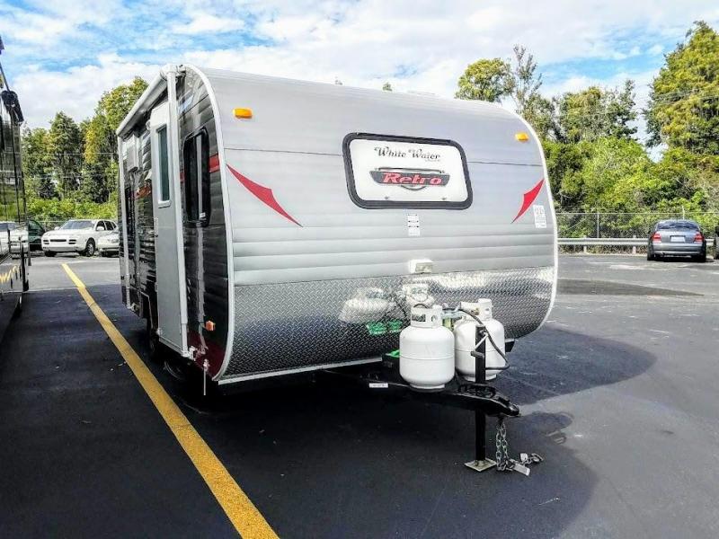 2014 Riverside WHITE WATER RETRO 177 Travel Trailer 2014 Riverside WHITE WATER RETRO 177 Travel Trailer