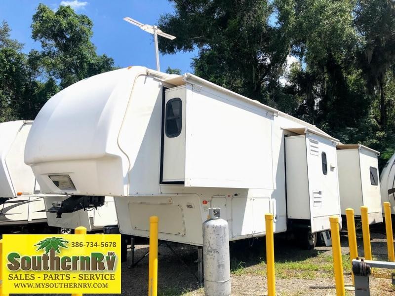 2007 Keystone Montana 3400RL Fifth Wheel Travel Trailer 2007 Keystone Montana 3400RL Fifth Wheel Travel Trailer
