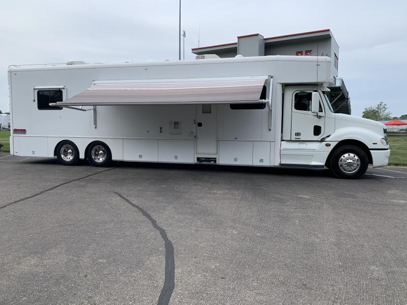 2008 Showhauler 45' Super C Tandem Axle Motorcoach 2008 Showhauler 45' Super C Tandem Axle Motorcoach