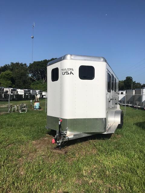 2017 Trailers USA Inc. Minuteman 3H BP Horse Trailer 2017 Trailers USA Inc. Minuteman 3H BP Horse Trailer