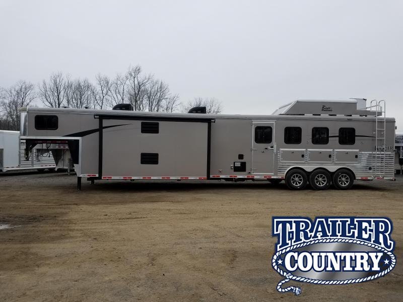2018 Bison Trailers 8419 RANGER SUPER SLIDE Horse Trailer 2018 Bison Trailers 8419 RANGER SUPER SLIDE Horse Trailer