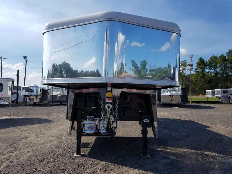 2019 Bison Trailers 8311 RANGER Horse Trailer 2019 Bison Trailers 8311 RANGER Horse Trailer