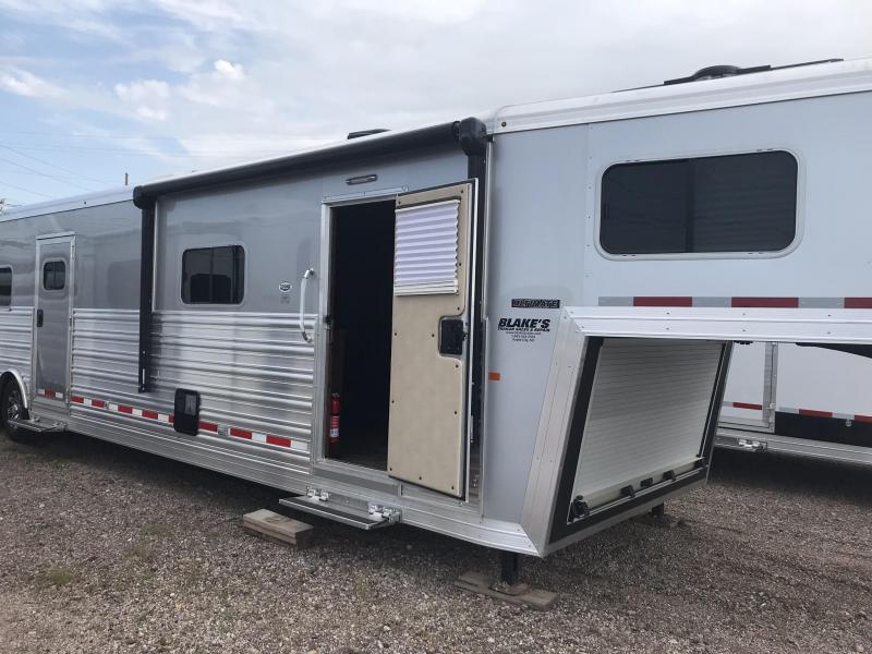 2018 Logan Coach Sport Hauler Toy Hauler 2018 Logan Coach Sport Hauler Toy Hauler