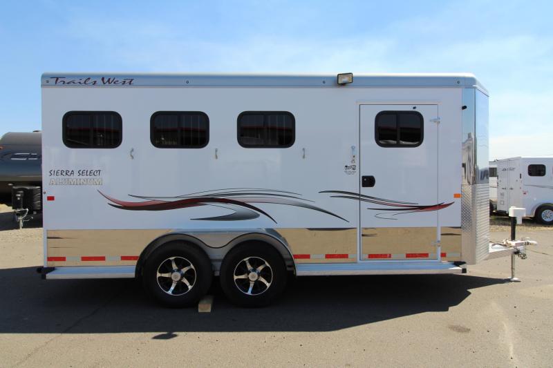 2014 Trails West Sierra Select 3 Horse Trailer - 7'6" Tall - Lightly used! 2014 Trails West Sierra Select 3 Horse Trailer - 7'6" Tall - Lightly used!
