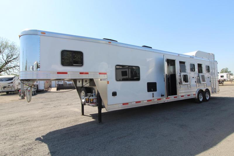 2018 Exiss Endeavor 8510 - 10' Short Wall LQ - All aluminum - Fold Down Bunk Bed - Polylast Flooring - 5 Horse Trailer PRICE REDUCED $4700 2018 Exiss Endeavor 8510 - 10' Short Wall LQ - All aluminum - Fold Down Bunk Bed - Polylast Flooring - 5 Horse Trailer PRICE REDUCED $4700
