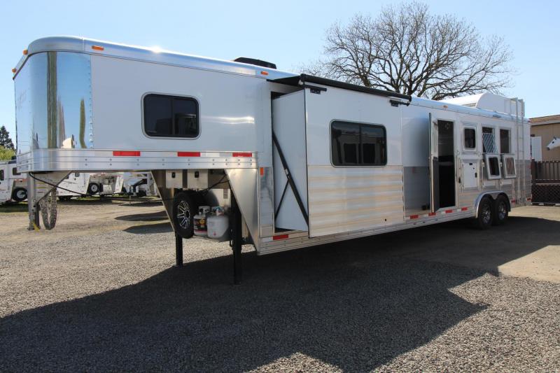 2018 Exiss Endeavor 8414 - 14' short wall LQ - Dinette and Sofa - 4 Horse Trailer - Hayrack 2018 Exiss Endeavor 8414 - 14' short wall LQ - Dinette and Sofa - 4 Horse Trailer - Hayrack