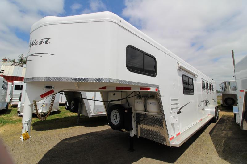 2018 Trails Classic 12x12 Living Quarters 4 Horse Trailer W/ Slide out - Hoof Grip Easy Care Flooring - Side Tack - Escape Door 2018 Trails Classic 12x12 Living Quarters 4 Horse Trailer W/ Slide out - Hoof Grip Easy Care Flooring - Side Tack - Escape Door