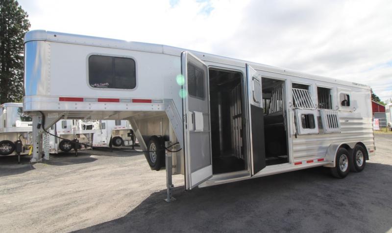 2020 Featherlite 7541 - Aluminum 4 Horse Trailer - LARGE Dressing Room - Rear Tack 2020 Featherlite 7541 - Aluminum 4 Horse Trailer - LARGE Dressing Room - Rear Tack