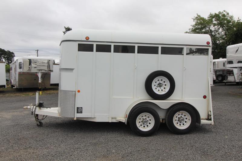 2004 Morgan 2 Horse Trailer w/ Swinging Tack Room - Plexiglas inserts 2004 Morgan 2 Horse Trailer w/ Swinging Tack Room - Plexiglas inserts