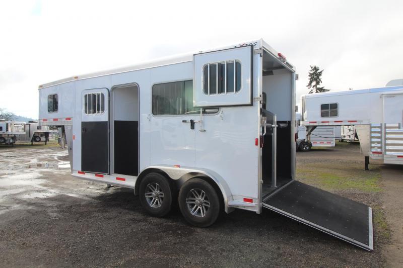 2018 Exiss 7200 ST 2 Horse Straight Load Aluminum Warmblood Trailer 2018 Exiss 7200 ST 2 Horse Straight Load Aluminum Warmblood Trailer