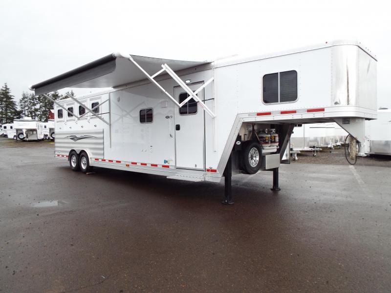2017 Featherlite 9821 4 Horse 11 ft LQ w/ Slide Out & "Easy Care" Flooring in Horse Area REDUCED $2550 2017 Featherlite 9821 4 Horse 11 ft LQ w/ Slide Out & "Easy Care" Flooring in Horse Area REDUCED $2550