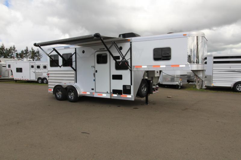 2018 Exiss Trailers 7406 4 Horse 6 ft SW LQ All Aluminum Horse Trailer - Easy Care Flooring - Air Flow Dividers 2018 Exiss Trailers 7406 4 Horse 6 ft SW LQ All Aluminum Horse Trailer - Easy Care Flooring - Air Flow Dividers