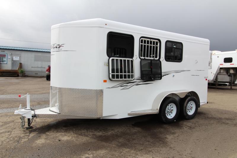2018 Trails West Adventure MX - Aluminum Skin - Convenience Pkg - 3 Horse Trailer - Windows in Rear Doors 2018 Trails West Adventure MX - Aluminum Skin - Convenience Pkg - 3 Horse Trailer - Windows in Rear Doors