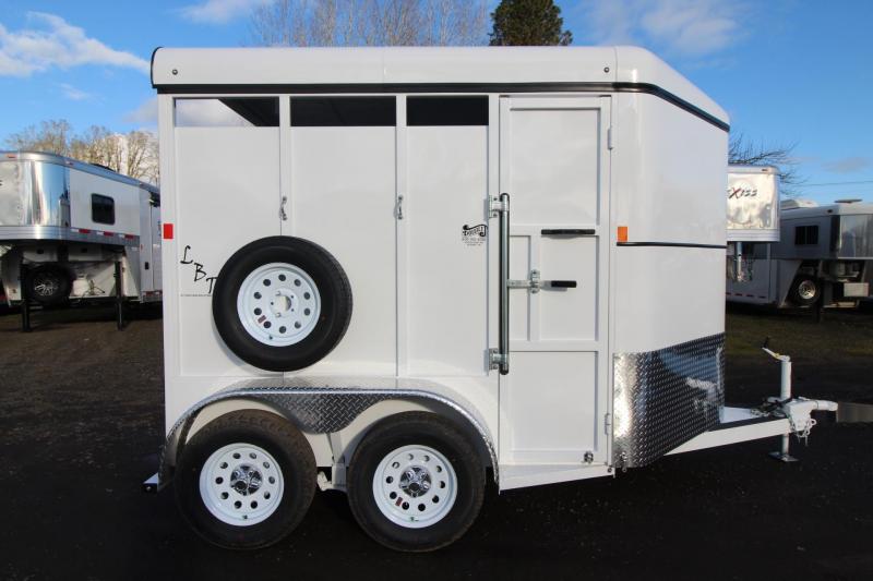 2018 Fabform LBT 2 Horse Trailer - Galvanized Steel - Spare Tire - Rubber Floor Mats 2018 Fabform LBT 2 Horse Trailer - Galvanized Steel - Spare Tire - Rubber Floor Mats