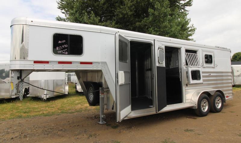 2020 Featherlite 7541 - Legend 3 Horse Trailer - LARGE Dressing Room - Rear Tack 2020 Featherlite 7541 - Legend 3 Horse Trailer - LARGE Dressing Room - Rear Tack