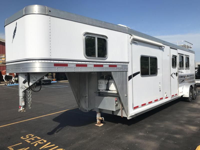 2011 Featherlite 8533 Horse Trailer 2011 Featherlite 8533 Horse Trailer