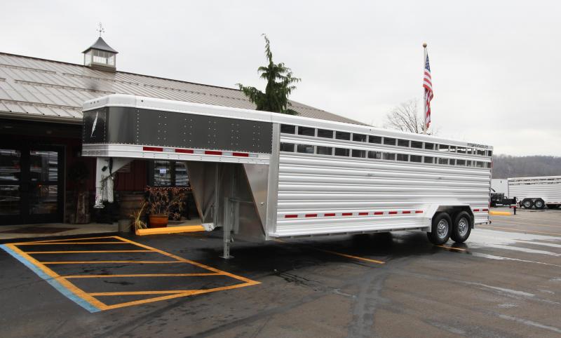 2019 Featherlite 8127 7'x24' Livestock Trailer 2019 Featherlite 8127 7'x24' Livestock Trailer