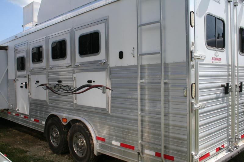2014 Sooner 4H Horse Trailer 2014 Sooner 4H Horse Trailer