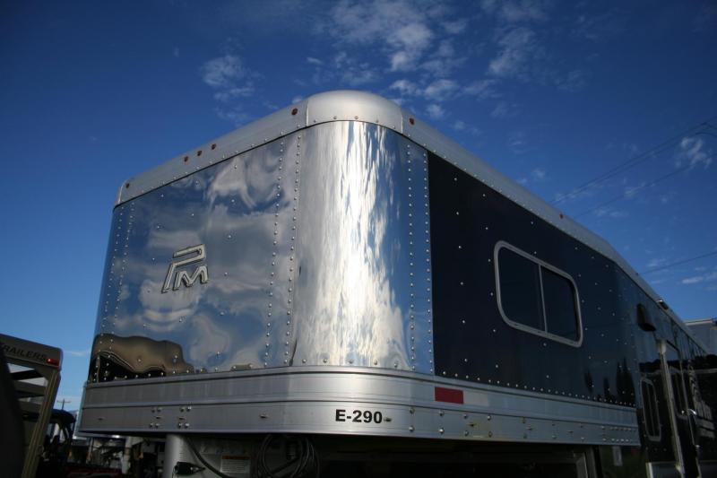 2015 Platinum Coach Outlaw Conversations Toy Hauler 2015 Platinum Coach Outlaw Conversations Toy Hauler
