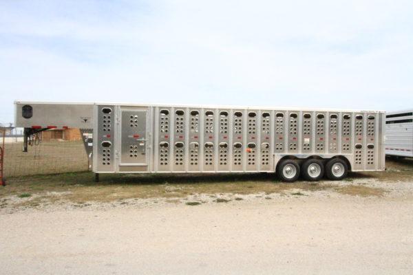 2019 Merrit 32' GN Cattle Hauler in Ashburn, VA 2019 Merrit 32' GN Cattle Hauler in Ashburn, VA