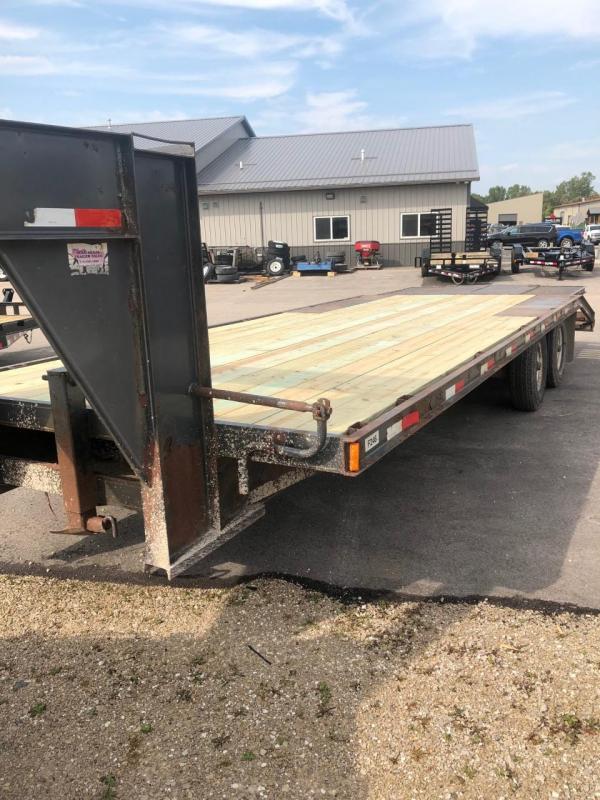 2001 Featherlite 8.5x24 Gooseneck 2001 Featherlite 8.5x24 Gooseneck