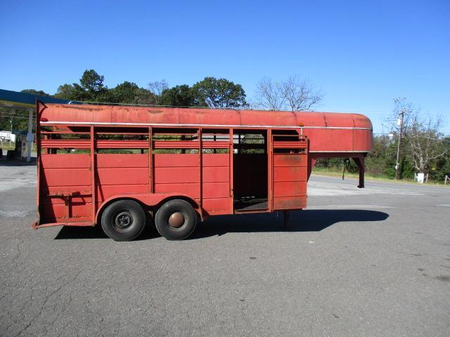 1988 Delta Manufacturing 16ft Livestock Trailer 1988 Delta Manufacturing 16ft Livestock Trailer