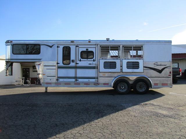 1997 Sundowner Trailers 3H SL Horse Trailer 1997 Sundowner Trailers 3H SL Horse Trailer