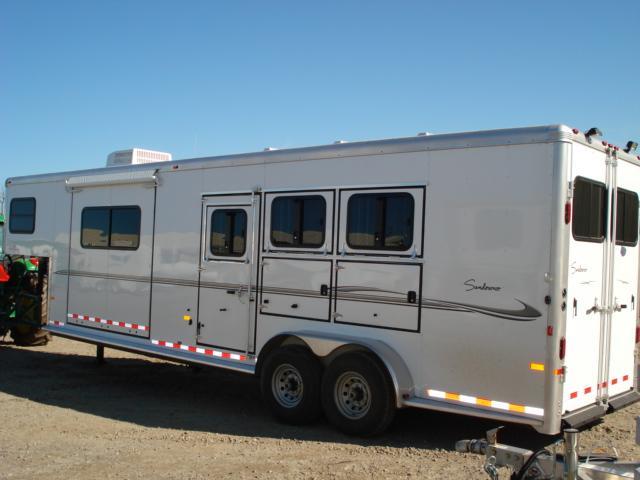 2007 Sundowner Trailers 3H 727 6911 LQ w/Slide Horse Trailer 2007 Sundowner Trailers 3H 727 6911 LQ w/Slide Horse Trailer