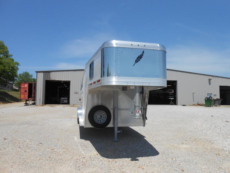 2017 Featherlite 8542-704H Horse Trailer 2017 Featherlite 8542-704H Horse Trailer